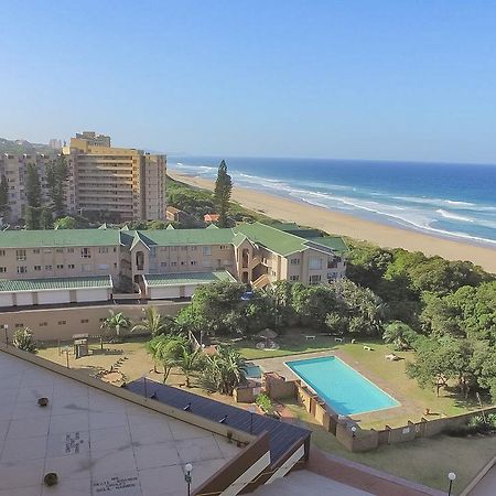 South Coast Beachfront Holiday Apartments Аманзимтоти Экстерьер фото