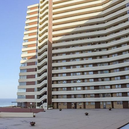 Shangri-La Beach Front Holiday Apartments Аманзимтоти Экстерьер фото